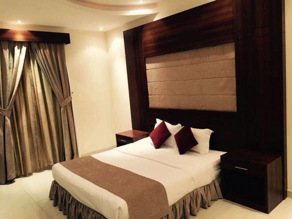 Baron Palace - Almasif Hotel Apartments Riadh Exterior foto